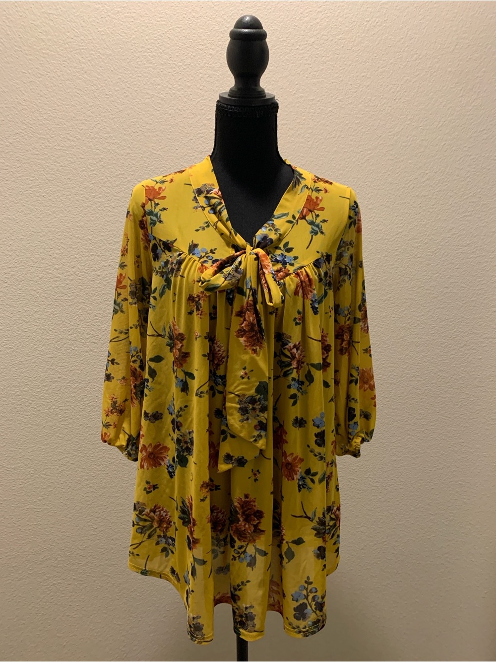 Ember Women's Yellow Floral Tie-Neck Tunic (Size S)